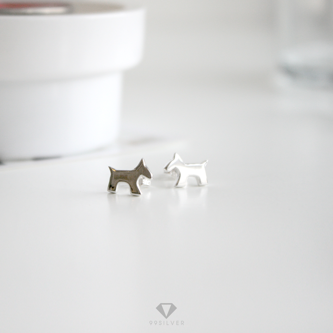 ต่างหูน้องหมา ปบบปักก้าน ตัวเล็กน่ารัก ผิวเรียบเงาแบบ minimal