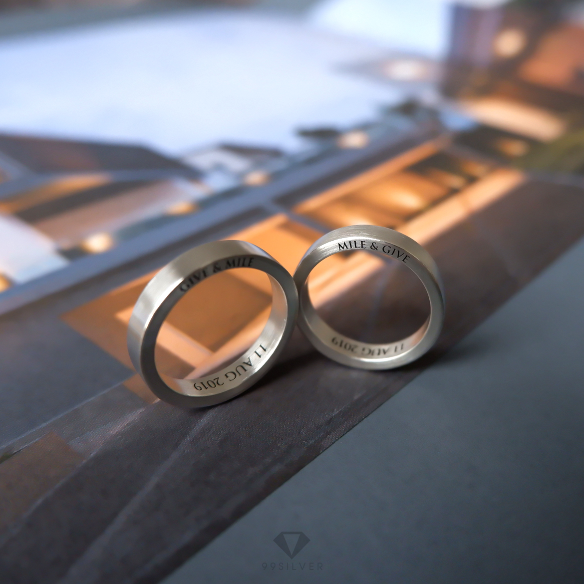 แหวน Silver Ring Edge อักษรสลักขอบแหวน ผิวด้านปัดแฮร์ไลน์
