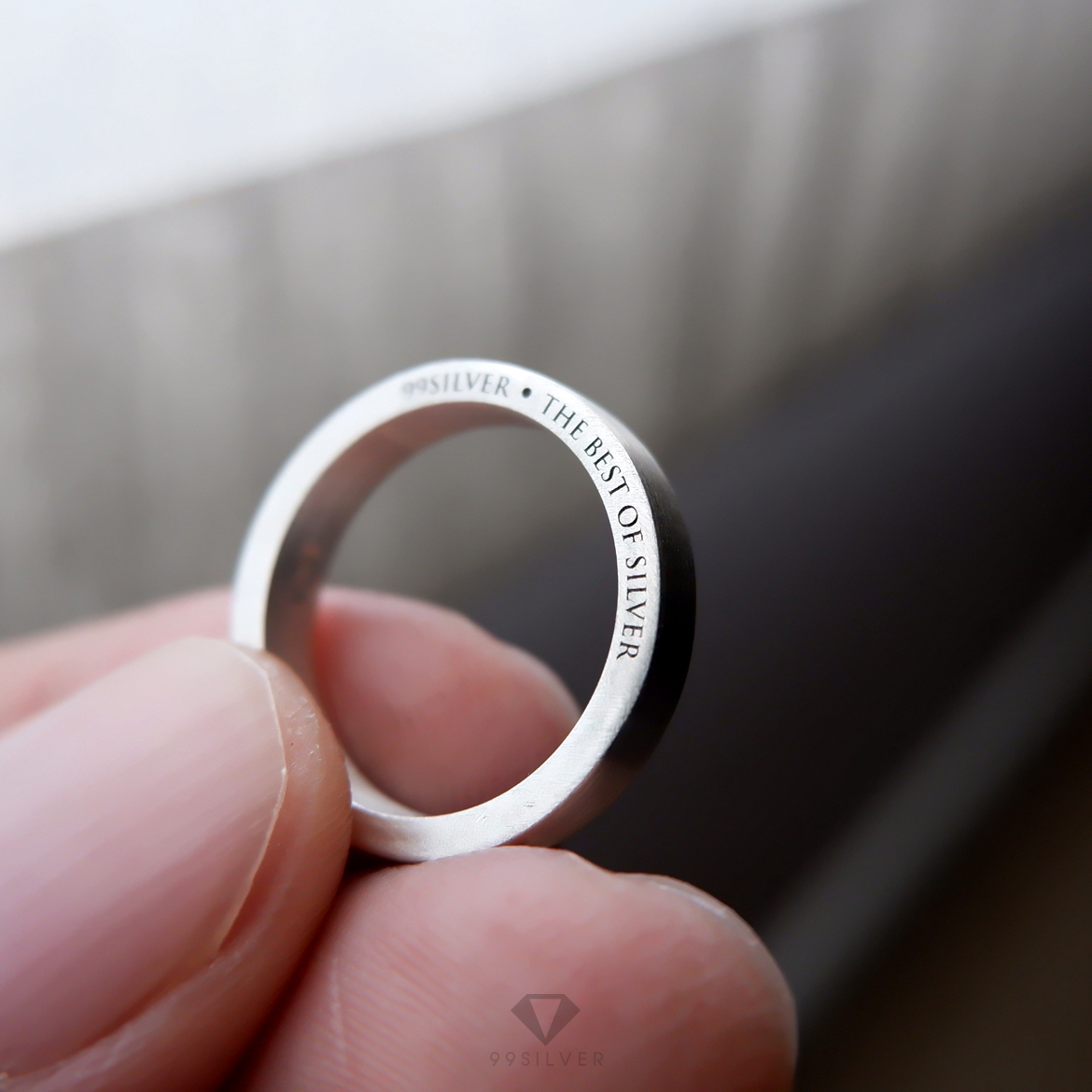 แหวน Silver Ring Edge อักษรสลักขอบแหวน ผิวด้านปัดแฮร์ไลน์