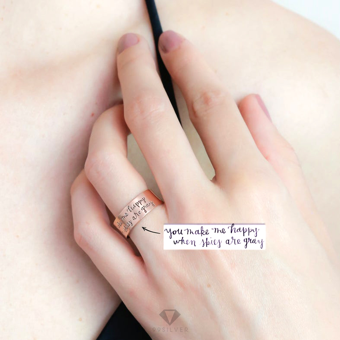 แหวนสลักลายมือ ใช้ลายมือจากที่คุณเขียน มาสลักลงแหวน แทนความรู้สึก