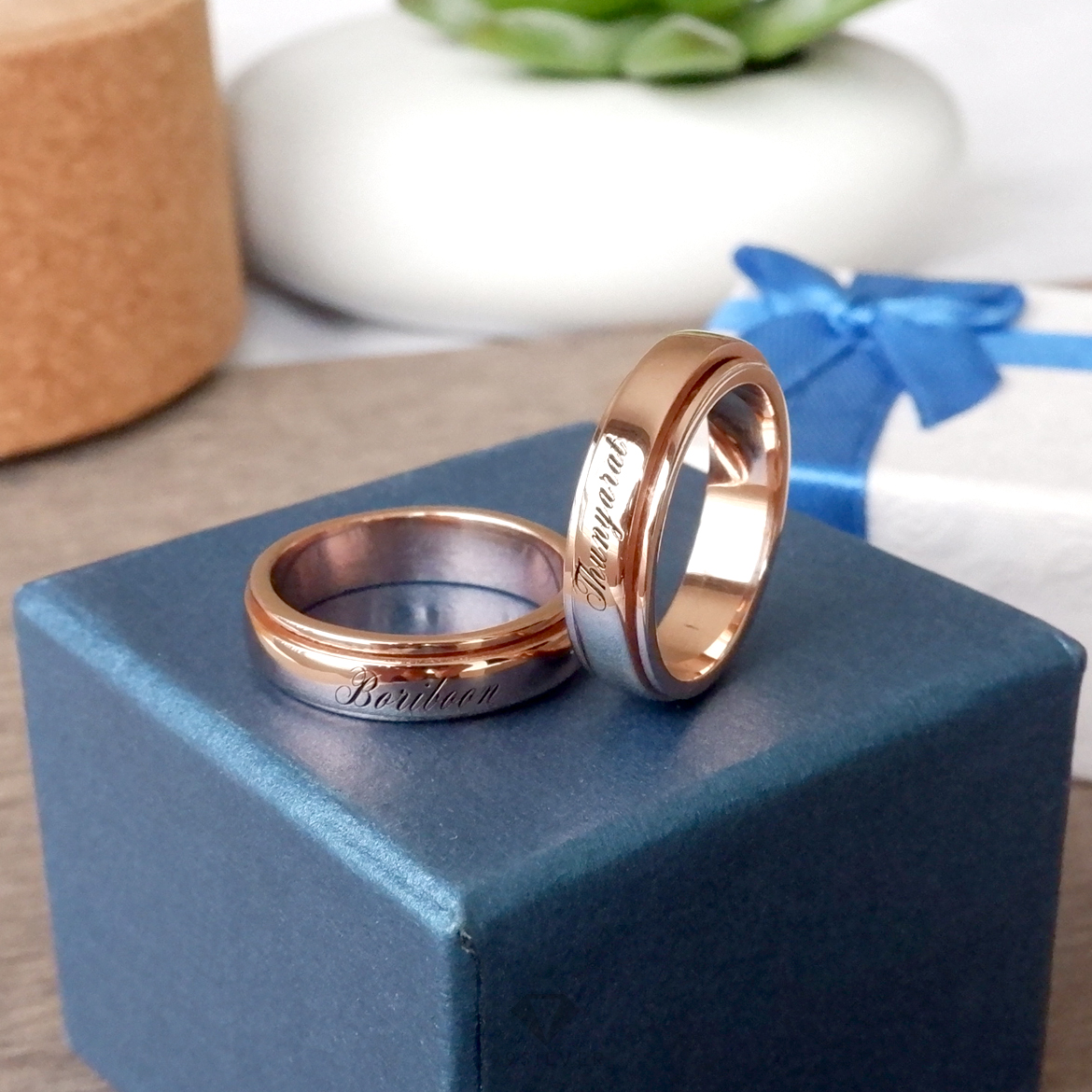 แหวนเงินแท้หมุนได้ หน้าเรียบ ตัวเรือนแยกเป็นสองชิ้น หมุนได้อิสระจากฐานแหวน