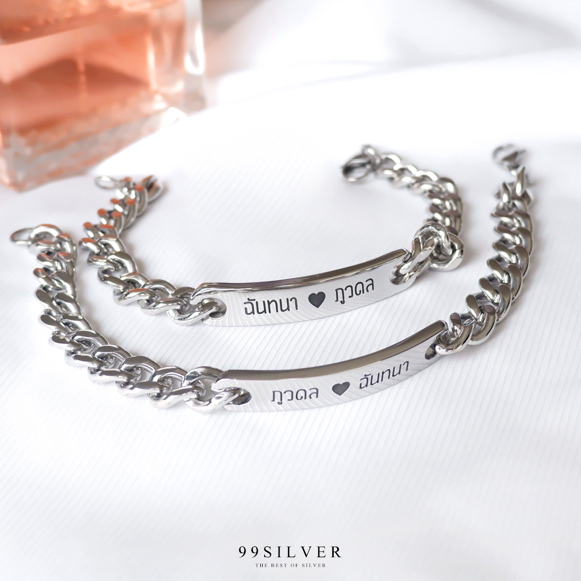 สร้อยข้อมือสแตนเลส ทรงหน้าเลสขนาด 9x35 มิลลิเมตร สีเงิน