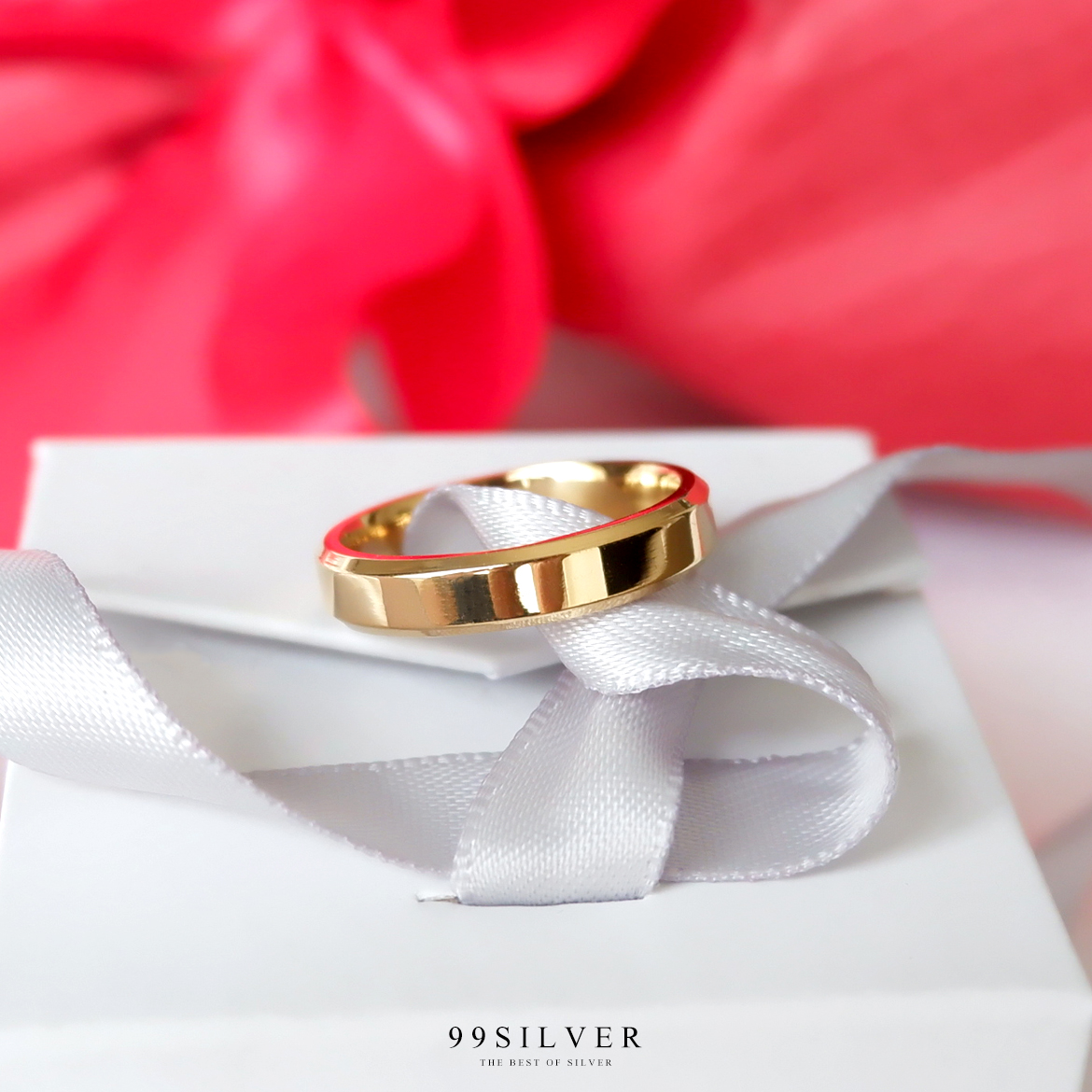 แหวนสแตนเลสขอบตัด หน้ากว้าง 4 มิลลิเมตร ตัวเรือนชุบทอง