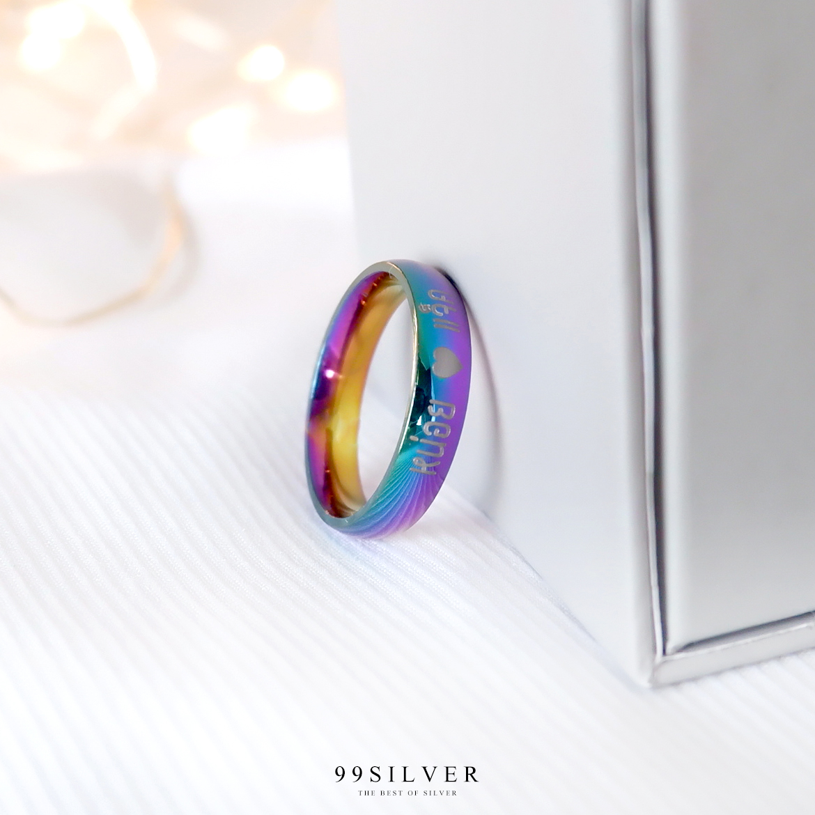 แหวนสแตนเลสไทเทเนี่ยมแท้ หน้ากว้าง 4 มิลลิเเมตร ผิวเงาโค้ง ไดร์ฟสีรุ้งไทเท