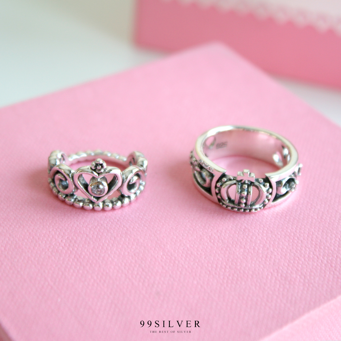 แหวนมงกุฎ เจ้าชาย-เจ้าหญิง ฝังเพชรประดับเล็กน้อยสวยงาม ดีไซน์สวยคู่กัน