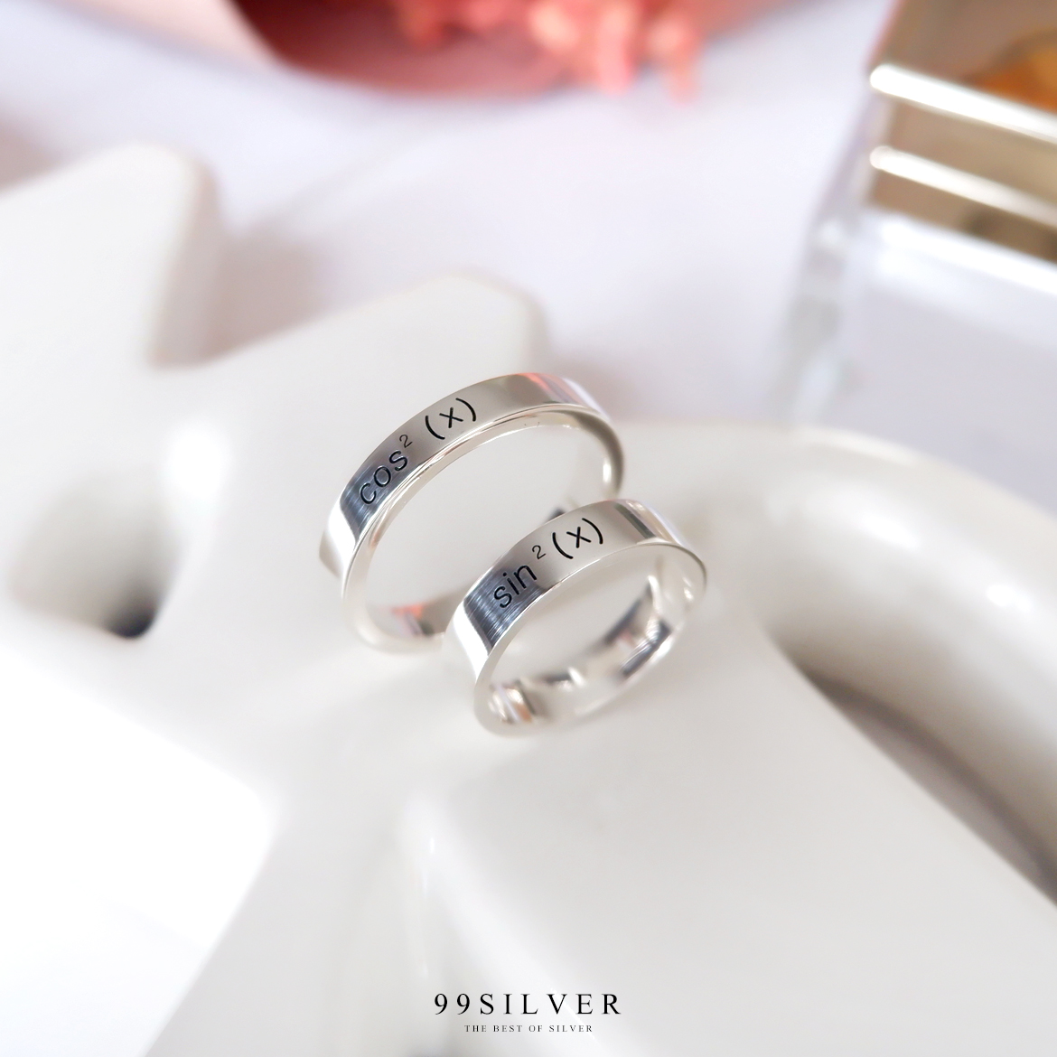 แหวน Cos2(x) Sin2(x) สูตรคณิตศาสตร์หวานๆ ที่พอรวมกันแล้วได้เท่ากับ 1 เดียว