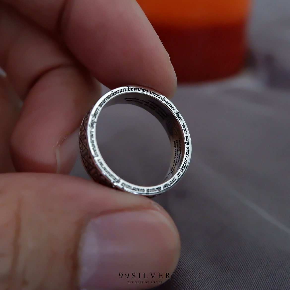 แหวนยันต์การะเวก สาลิกาลิ้นทอง ใช้ในทางเมตตามหานิยม และเพิ่มเสน่ห์