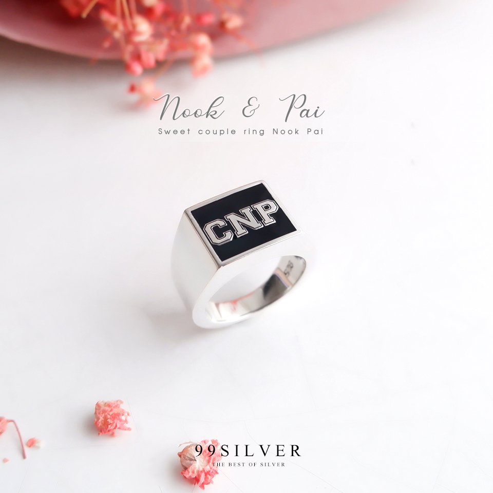 แหวนหน้าเหลี่ยม 11x11 มม. เนื้อตัน สามารถออกแบบ logo หรืออักษรได้อิสระ