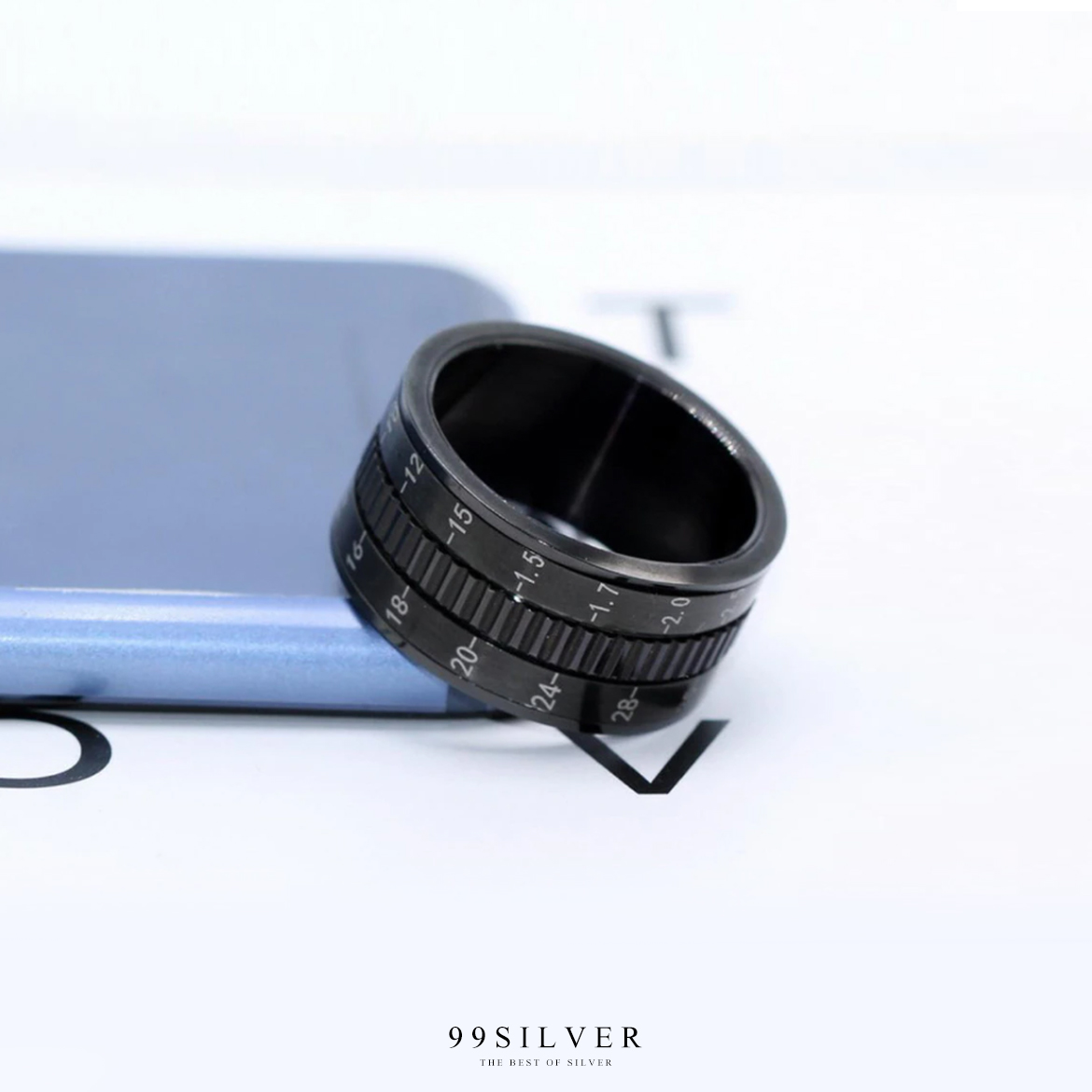 แหวนเลนส์กล้อง สามารถหมุนได้ 3 ชิ้น เหมือนกับการปรับ Focus จริง