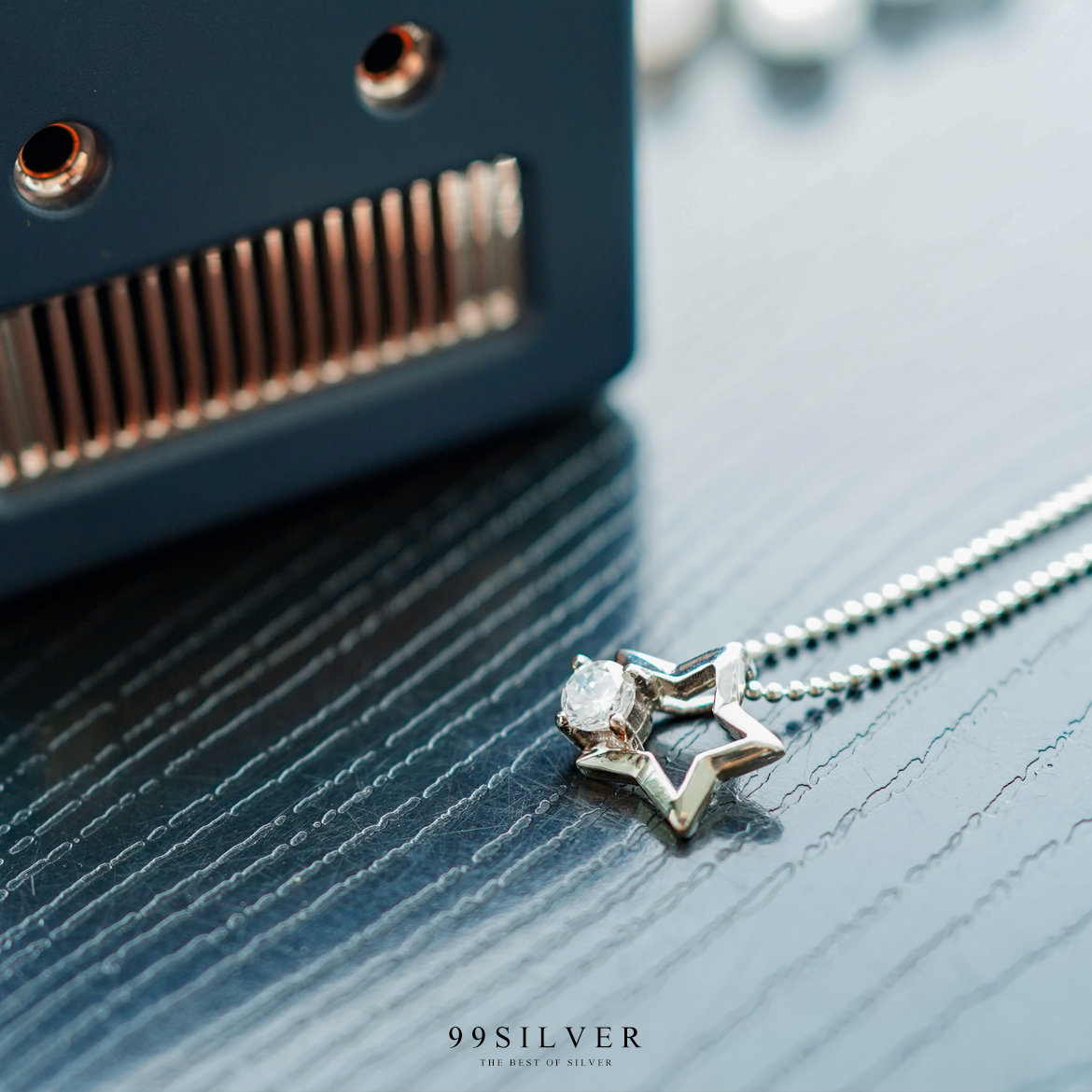 จี้ดาว เจาะโปร่งกลางดวง ประดับเพชร Cz Swiss แท้ 1 เม็ด