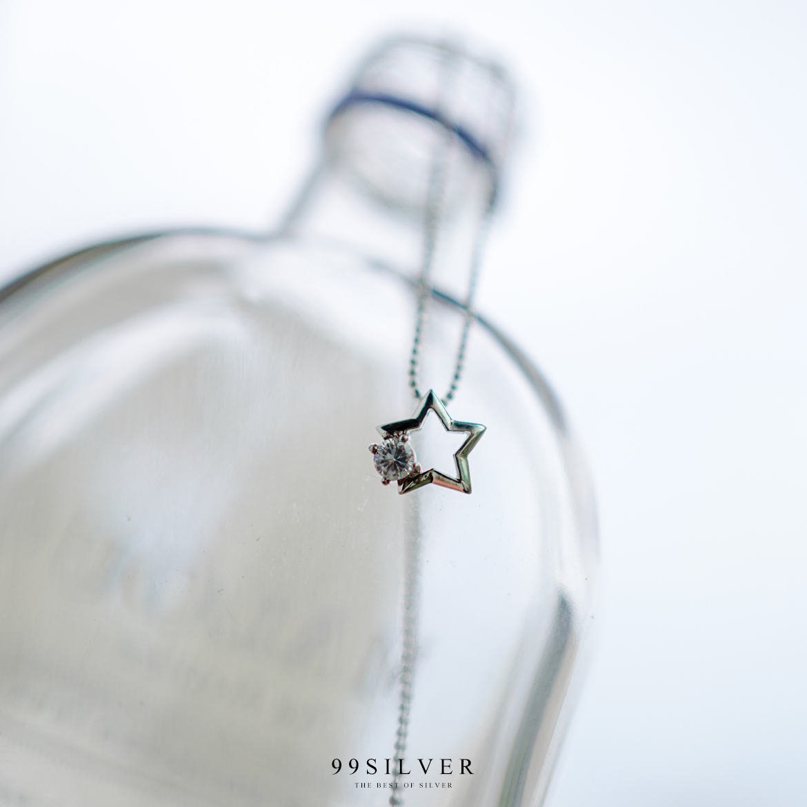 จี้ดาว เจาะโปร่งกลางดวง ประดับเพชร Cz Swiss แท้ 1 เม็ด