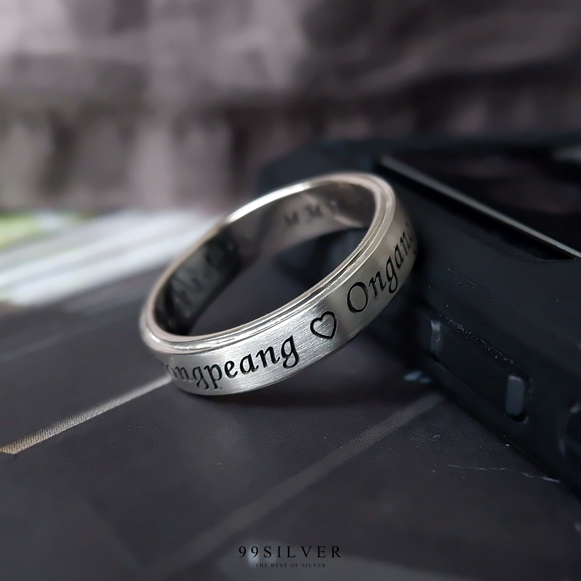 แหวนเงินแท้หน้าเรียบ ตัวเรือนลดระดับ หน้ากว้าง 5 มิลลิเมตร 