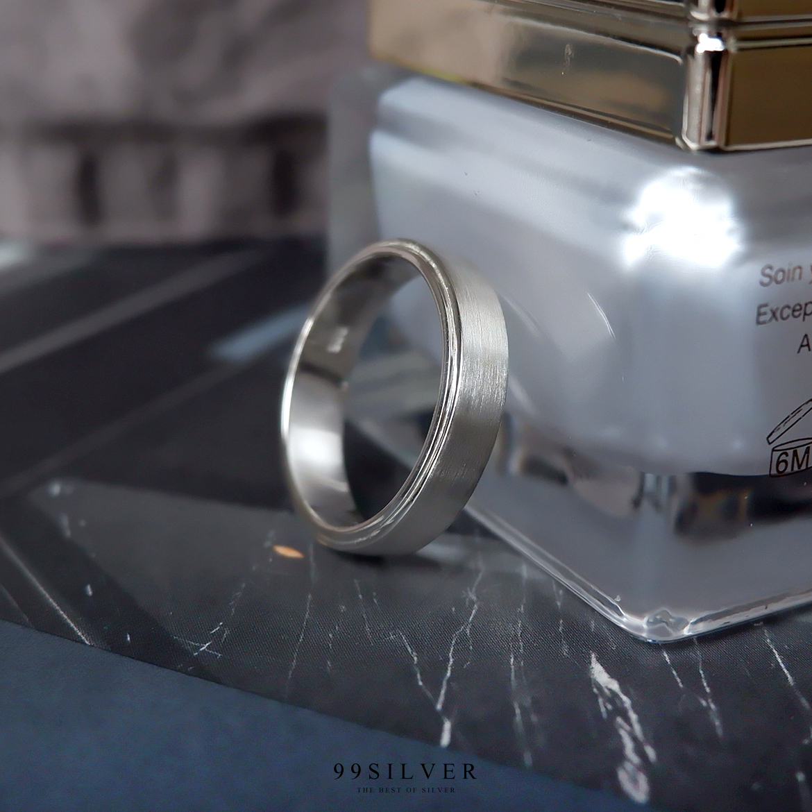 แหวนเงินแท้หน้าเรียบ ตัวเรือนลดระดับ หน้ากว้าง 5 มิลลิเมตร 