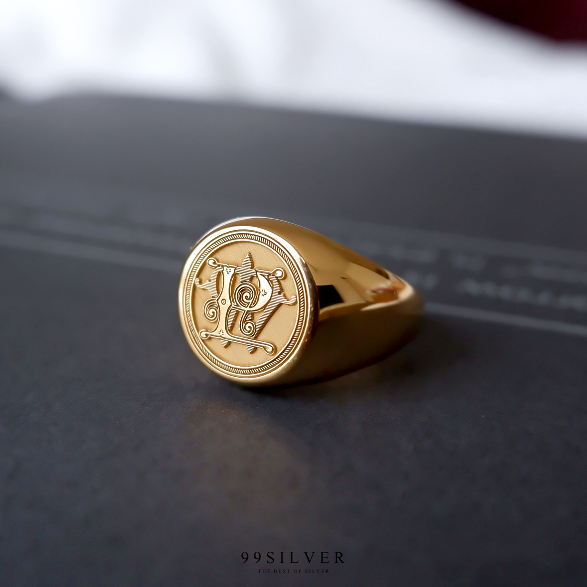 แหวน Signet Ring ออกแบบได้เองตามที่ต้องการ ตัวเรือนหน้ากลม 14x14 มิลลิเมตร