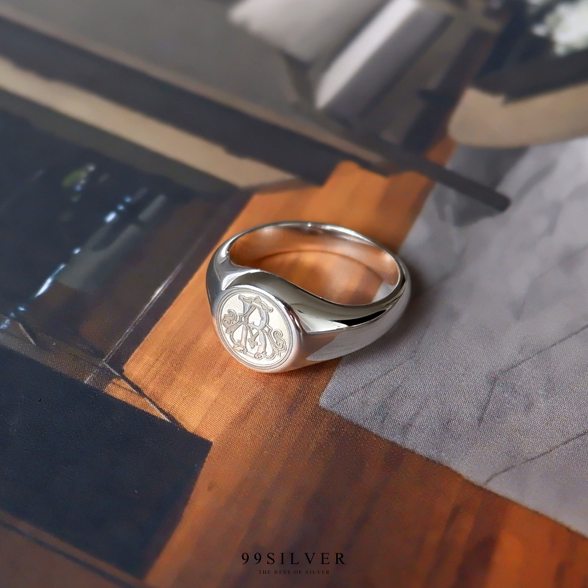 แหวน Signet Ring ออกแบบได้เองตามที่ต้องการ ตัวเรือนหน้ากลม 8x8 มิลลิเมตร