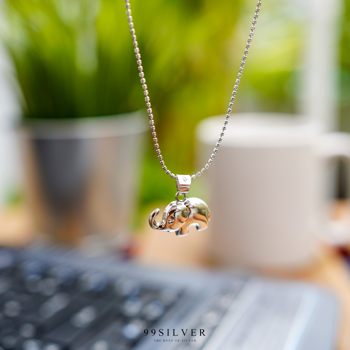 จี้ช้าง ตัวอ้วนน่ารัก งวงตวัดขึ้นสวยงาม เรือนเงินแท้