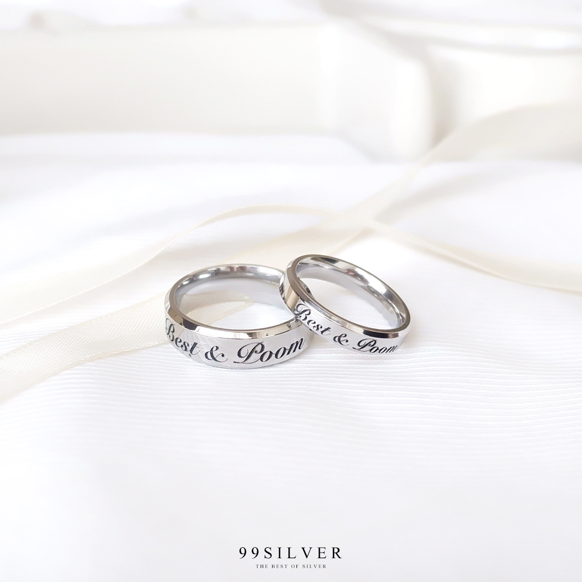 แหวนคู่ สแตนเลสแท้หน้ากว้าง 4 และ 6 มิลลิเมตร ขอบลดมุมตัด เรือนสีเงิน