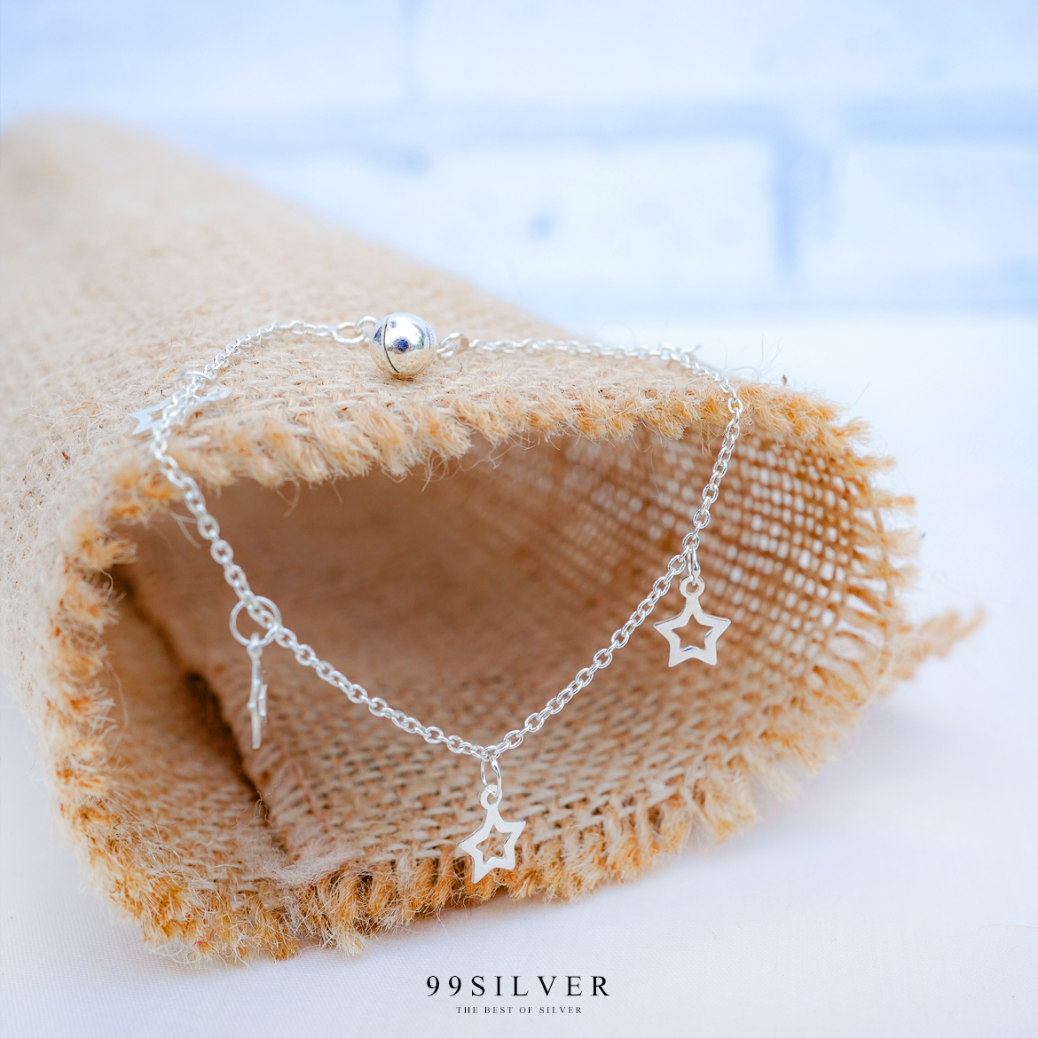 สร้อยข้อมือกระดิ่งดาว กระดิ่งมีเสียงเล็กน้อยน่ารักกำลังดี ดาวเป็นแบบบางเล็กน่ารัก