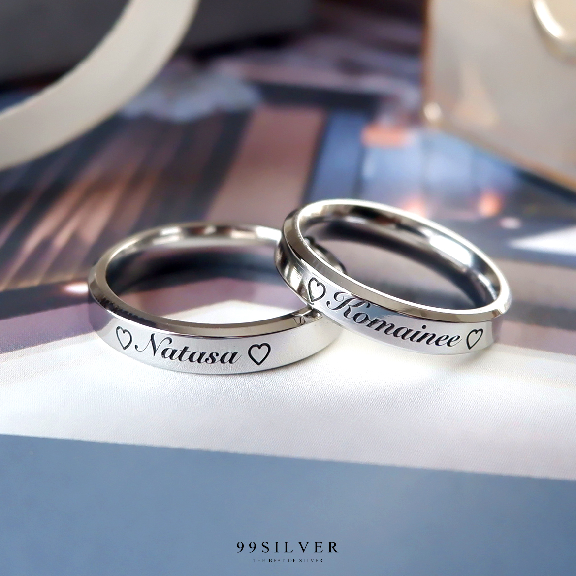 แหวนสแตนเลสแท้หน้ากว้าง 4 มิลลิเมตร ขอบลดมุมตัดสวยงาม ตัวเรือนสีเงินเงา