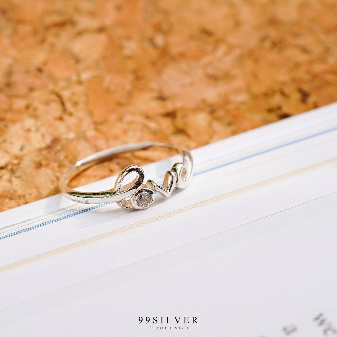 แหวน Love ประดับ Cz Swiss แท้ 1 เม็ด ตัวเรือนเงินแท้ดัดเป็นอักษรสวยงาม