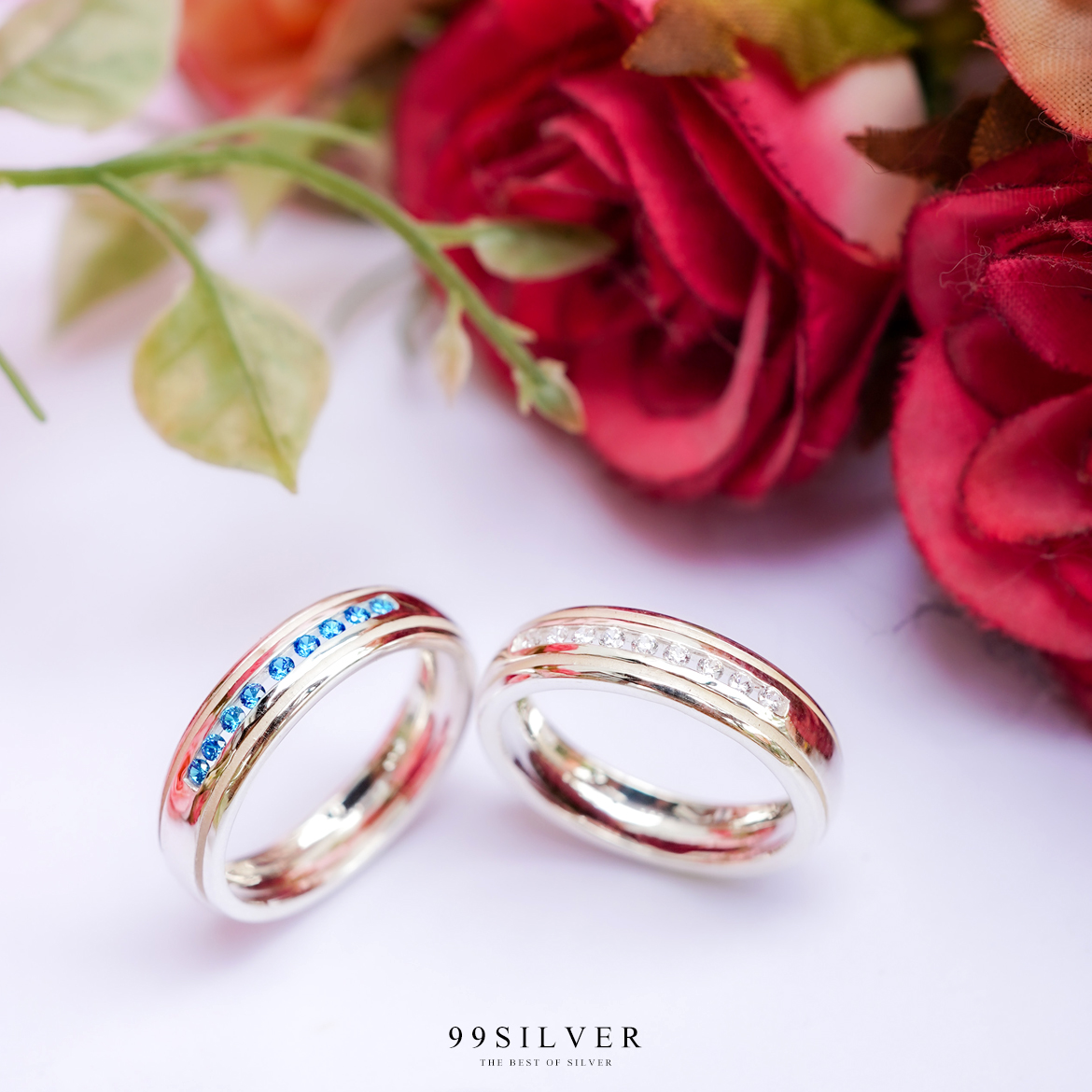 แหวนเงินแท้ประดับเพชร Cz Swiss เม็ดเล็กเรียง ตัวเรือนขอบเซาะร่องเว้าใน