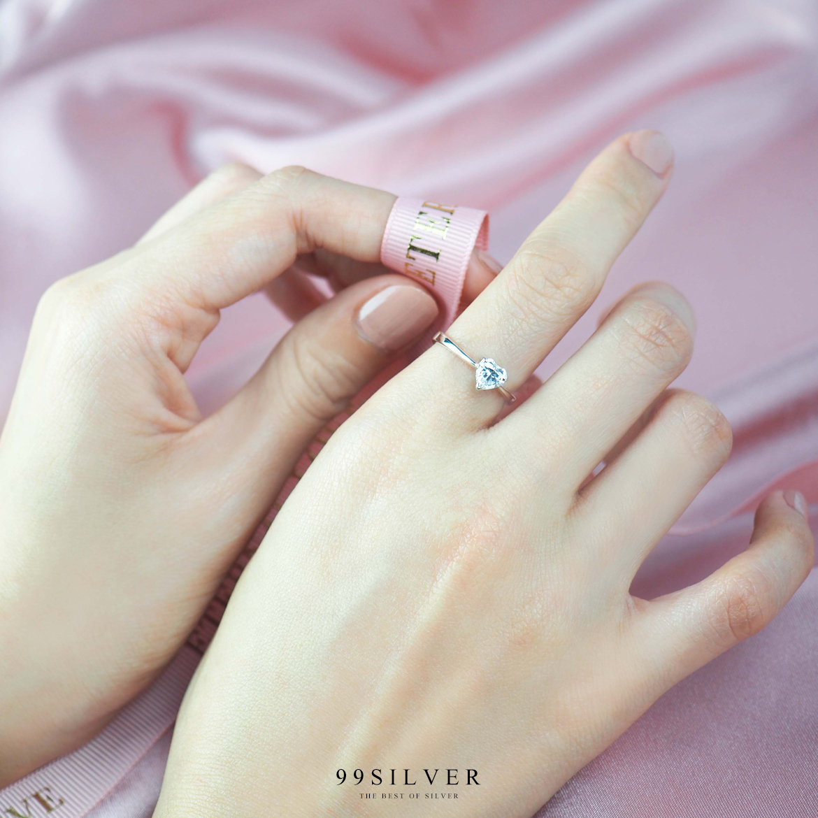 แหวนเงินแท้เพชรพิเศษรูปหัวใจ เล่นแสงสวย ก้านทรงอิตาลี โค้งไล่ระดับสวยงาม