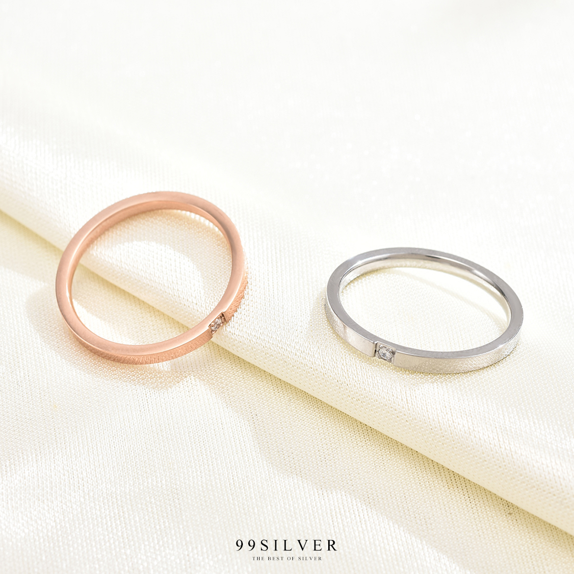 แหวนสแตนเลสฝังเพชร Cz Swiss แท้ 1 เม็๋ด ทรงหน้าเรียบ 2 มิลลิเมตร