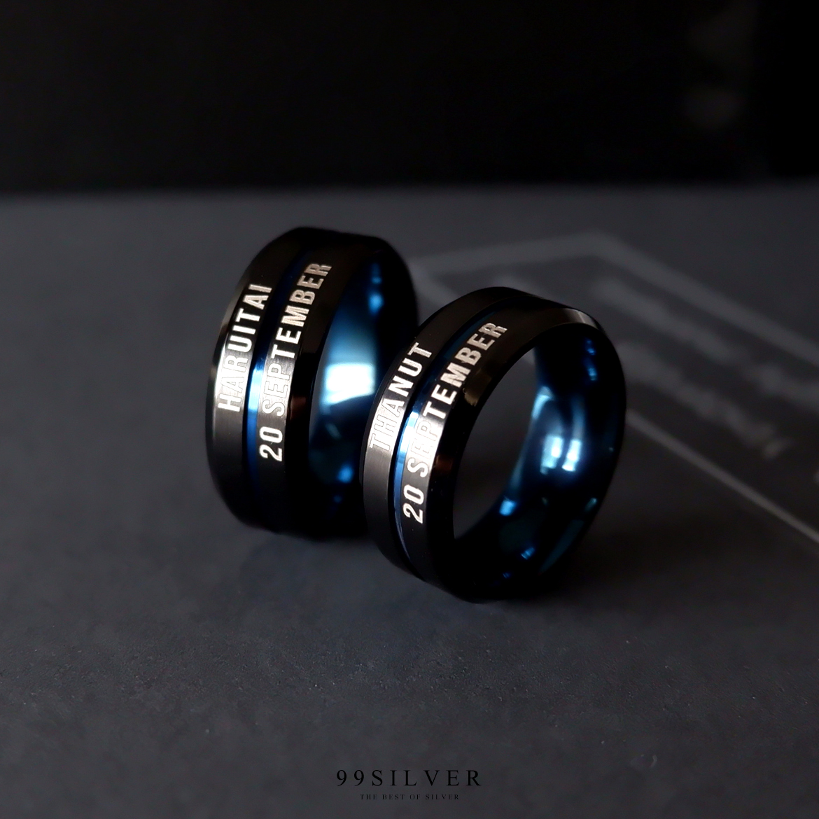 แหวนสแตนเลส Blue Black ไทเทเนี่ยม หน้ากว้าง 6 มิล ผิวเรียบปัดด้านแฮร์ไลน์