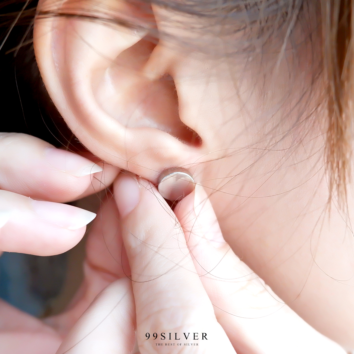 จิวหูสแตนเลสแท้สีเงิน แบบเกลียว 1 ด้าน ใส่ง่าย ขนาดหน้าแป้น 8 มิลลิเมตร