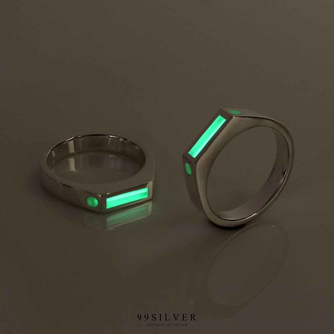 แหวนทริเทรี่ยม (Tritium) สารเรืองแสง ฝังลงตัวเรือนเงินแท้หน้าแหวน 4x15 มม.