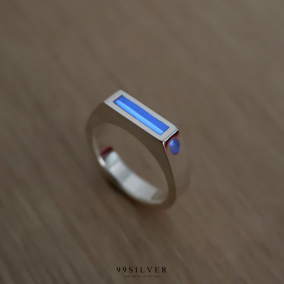 แหวนทริเทรี่ยม (Tritium) สารเรืองแสง ฝังลงตัวเรือนเงินแท้หน้าแหวน 4x15 มม.