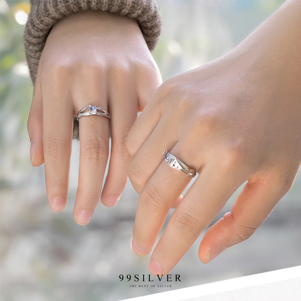 แหวนคู่รัก Knight and Princess อัศวินและเจ้าหญิง ประดับ Moon Stone แท้