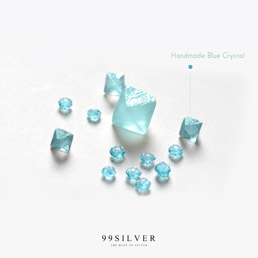 แหวนดอกกุหลาบ แกะจาก Blue Crystal แท้ ตัวเรือนเงินแท้ชุบ black Rutenium