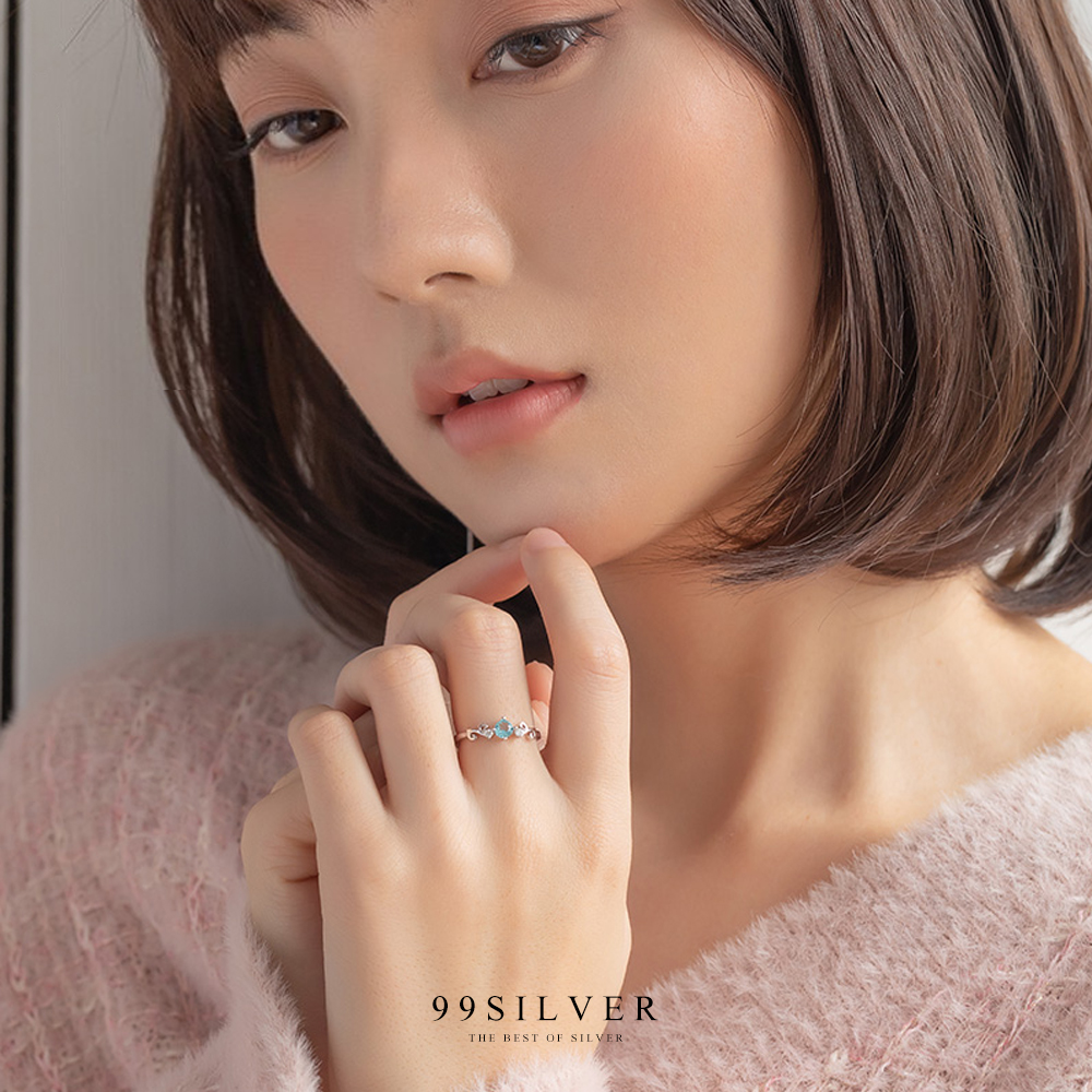 แหวนคู่รัก Magic color stone ฝังด้วยนิลดำและสีฟ้า clear crystal blue