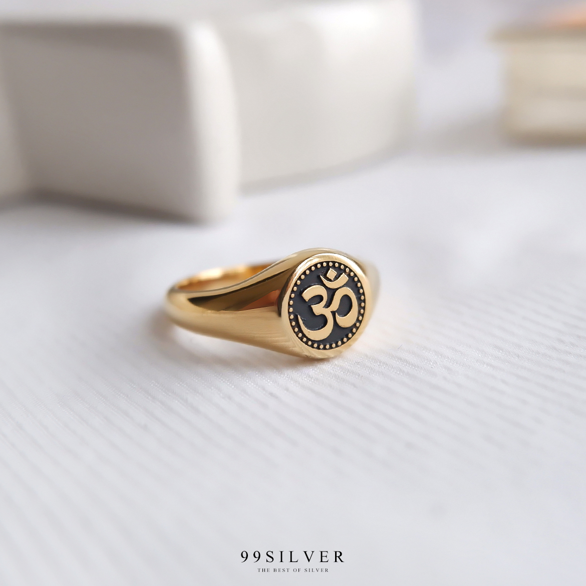 แหวนโอม นมัสเต แห่งความซื่อสัตย์ ค้าขายร่ำรวย ทำธุรกิจการงานรุ่งเรือง