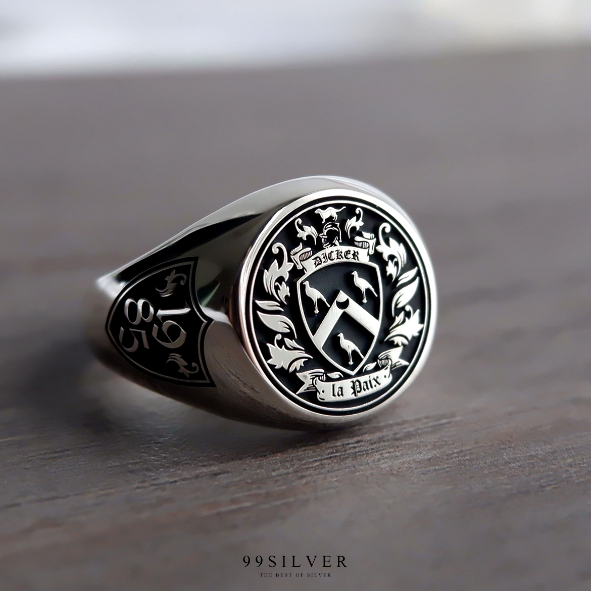 แหวน Signet Ring ออกแบบได้เองตามที่ต้องการ ตัวเรือนหน้ากลม 14x14 มิลลิเมตร