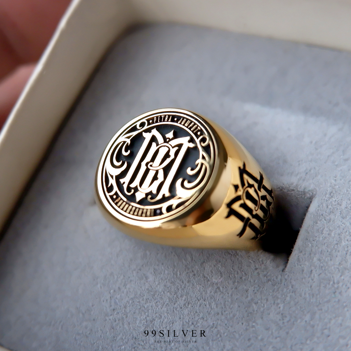 แหวน Signet Ring ออกแบบได้เองตามที่ต้องการ ตัวเรือนหน้ากลม 14x14 มิลลิเมตร