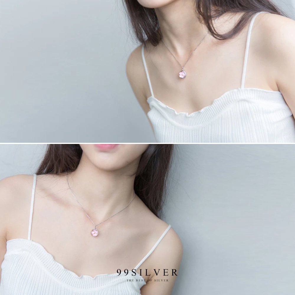 จี้เงินแท้ฝังด้วยดอก Peach blossom สดแท้ ใส่เพื่อเสริมเรื่องความรักโดยเฉพาะ