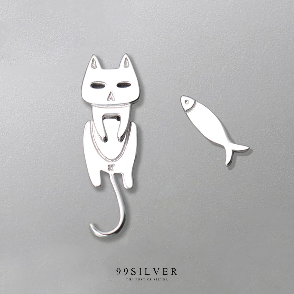 ต่างหูแมว แบบแมวห้อยตัวน่ารักๆ อีกข้างเป็นปลาย่าง เก๋ๆ ตัวเรือนเงินแท้