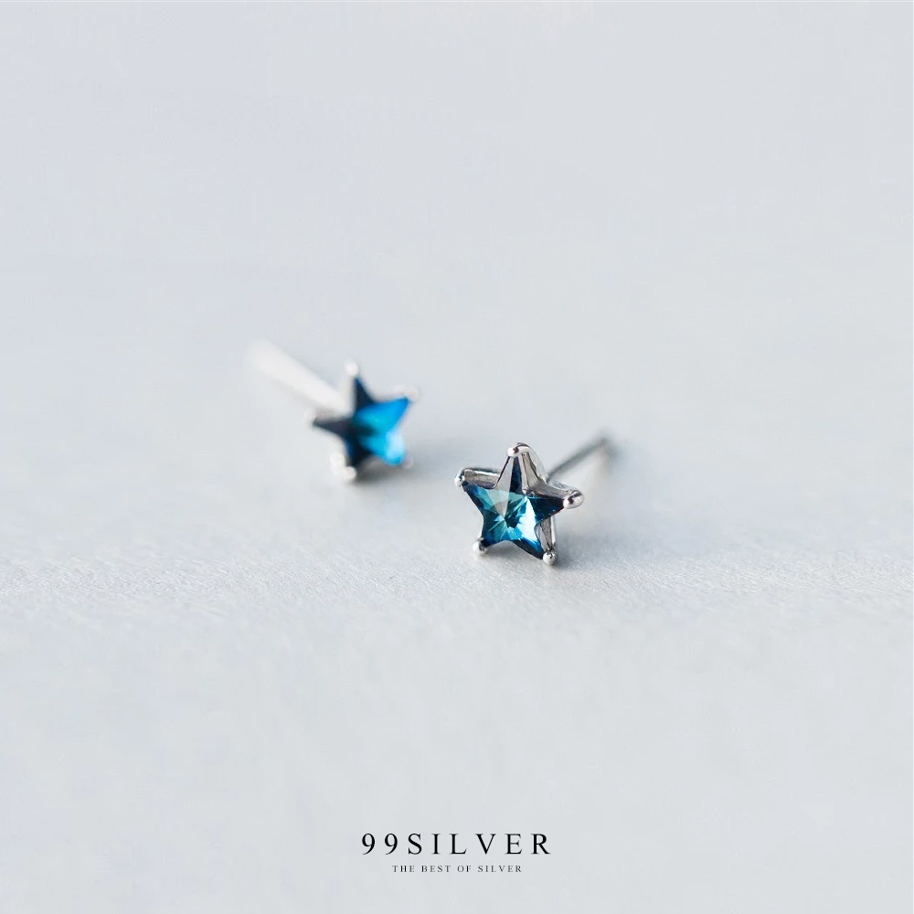 ต่างหูเพชรเม็ดเดี่ยวรูปดาวสีฟ้า แบบปักก้าน เพชร Cz swiss แท้ สีฟ้า Blue Topaz