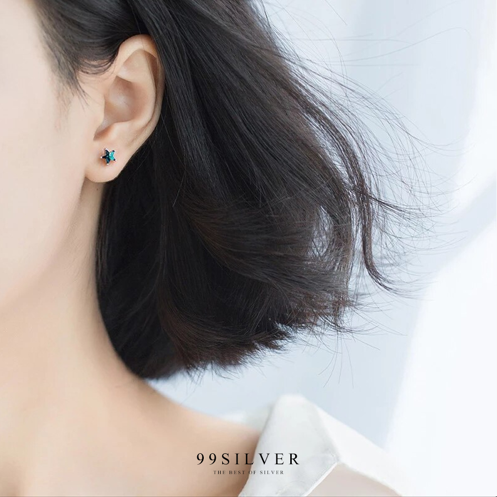 ต่างหูเพชรเม็ดเดี่ยวรูปดาวสีฟ้า แบบปักก้าน เพชร Cz swiss แท้ สีฟ้า Blue Topaz