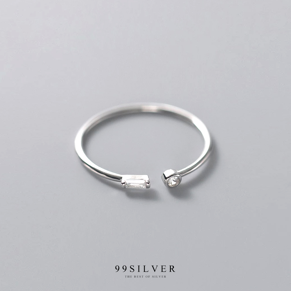 แหวนเพชรกลมและเหลี่ยมแบบ twin diamond ตัวเรือนจิ๋ว 1 มิลลิเมตร