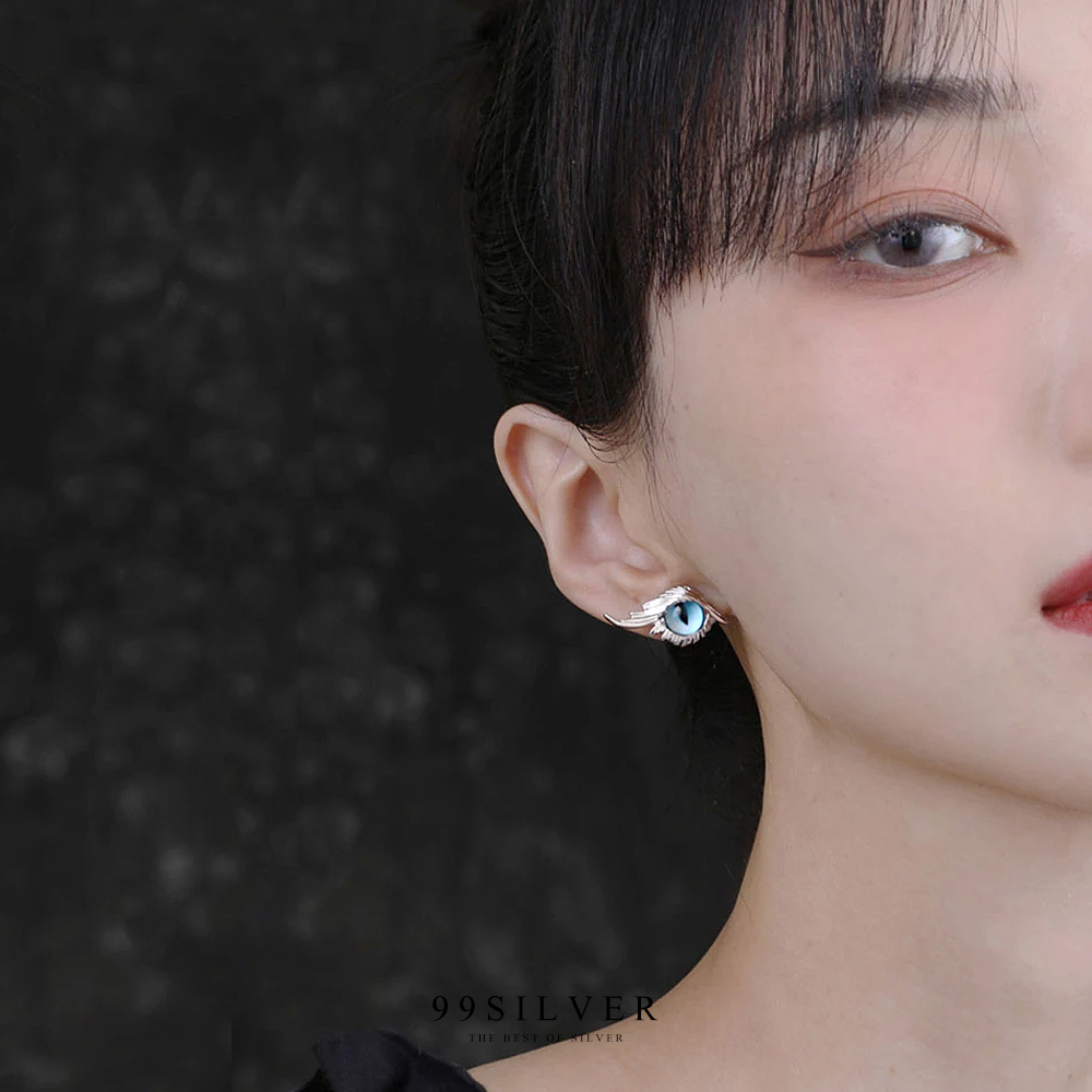 ต่างหูแมวตาเพชร สองสีตัวเรือนเงินแท้แบบปักก้าน ดีไซน์สวยสำหรับทาสแมว