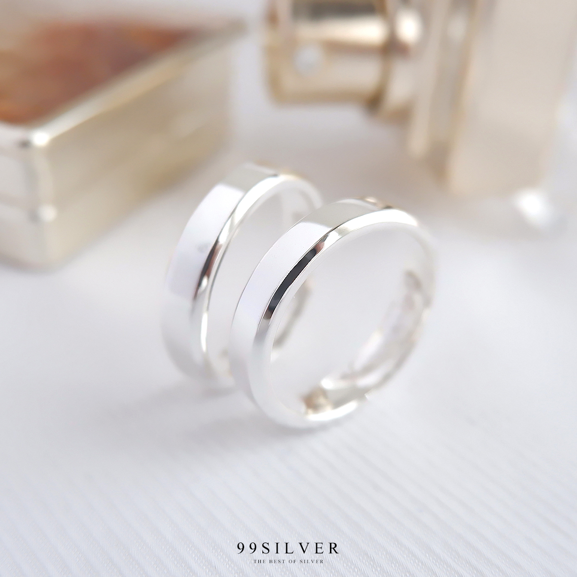 แหวนเงินแท้หน้าเรียบ 4 มิลลิเมตร ขอบลบมุม ตัดเฉียง เนื้อตัน
