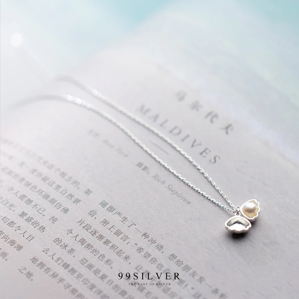 จี้ไข่มุก ตัวเรือนทำจากเงินแท้เป็นรูปเปลอยหอยมุกปิดฝา มีไข่มุกอยู่ข้างใน