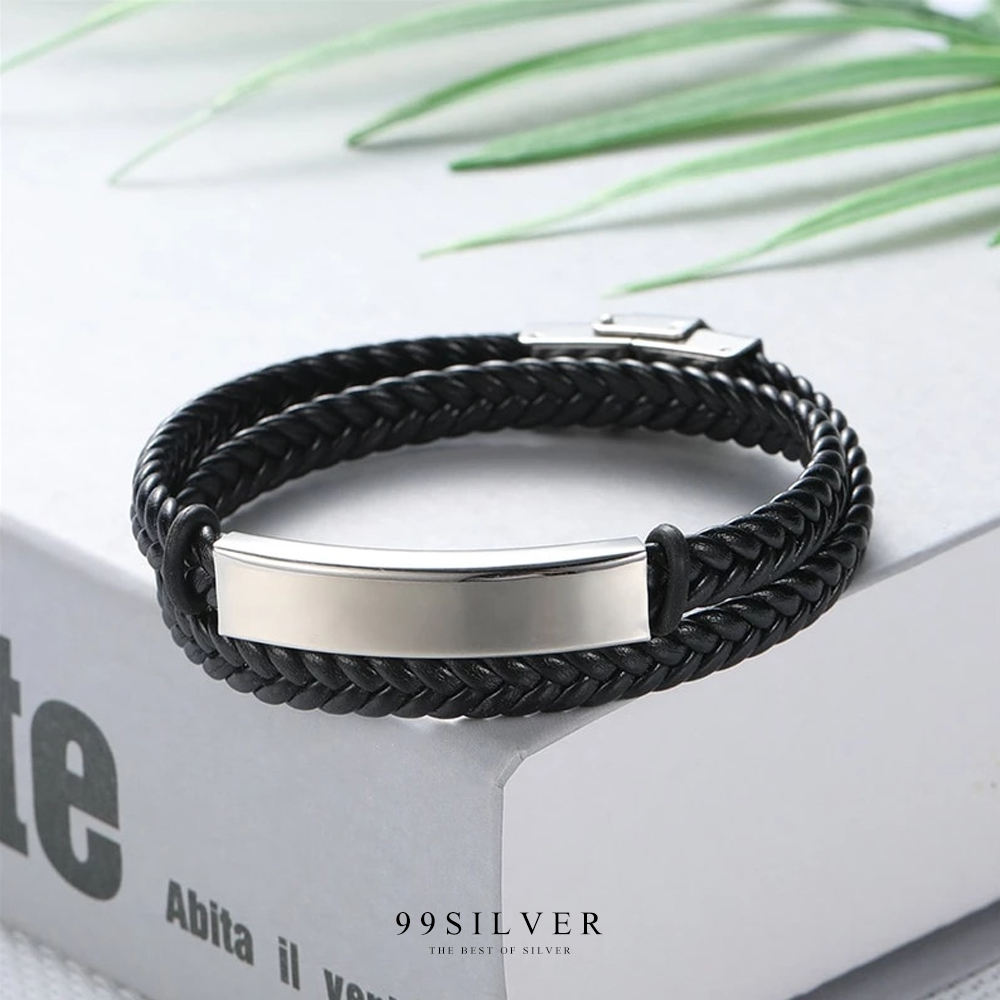 สร้อยข้อมือหนัง แบบไขว้ พร้อมหน้าเลสสีเงิน ทรงเหลี่ยม สลักอักษรได้