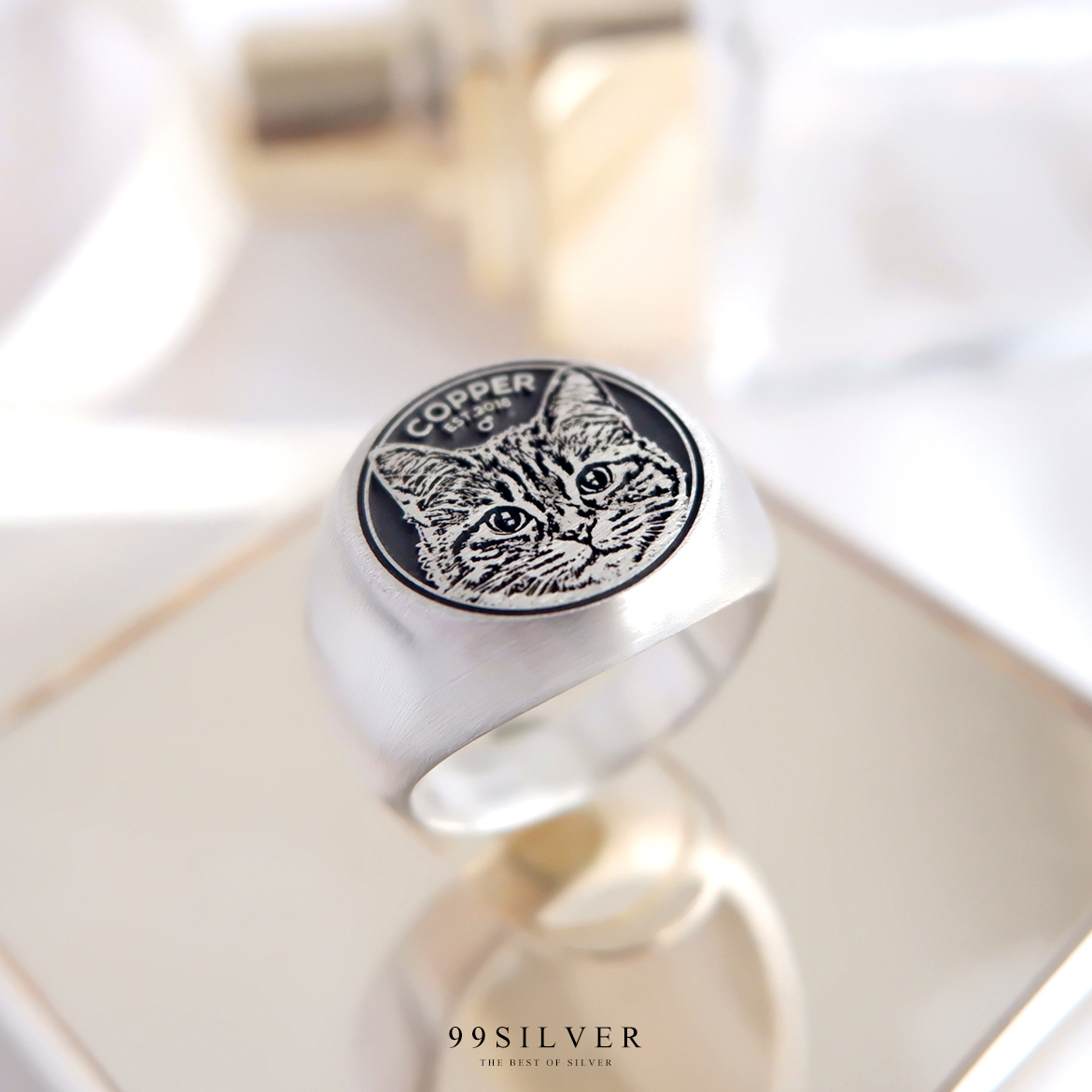 แหวนสัตว์เลี้ยง ที่นำเอาภาพสัตว์เลี้ยงของคุณมาแกะสลักบนหน้าแหวนแบบ 2D 