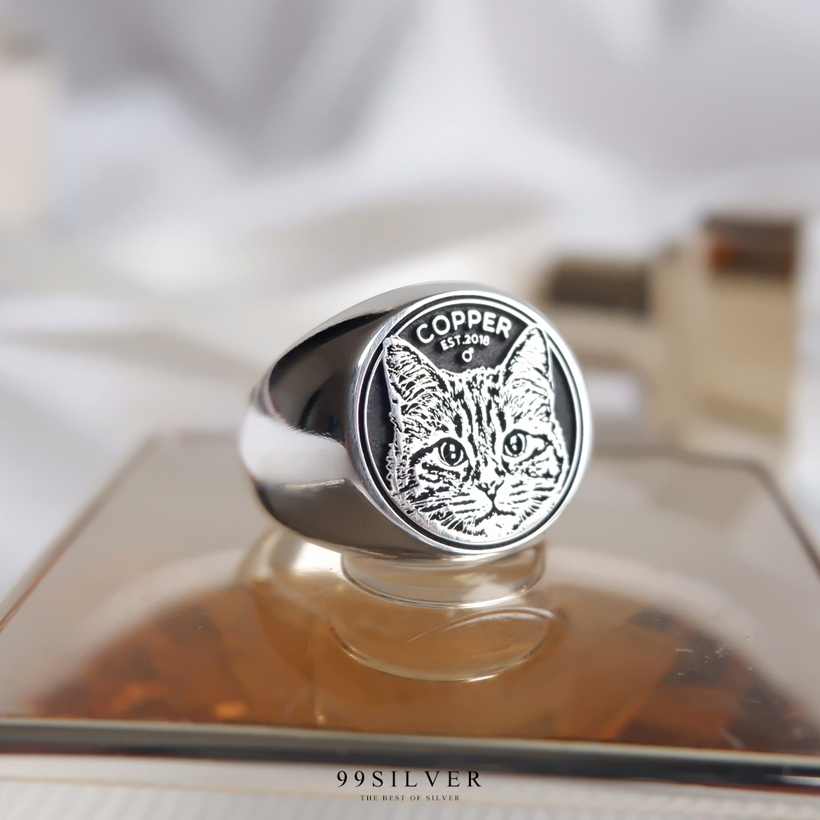 แหวนสัตว์เลี้ยง ที่นำเอาภาพสัตว์เลี้ยงของคุณมาแกะสลักบนหน้าแหวนแบบ 2D 