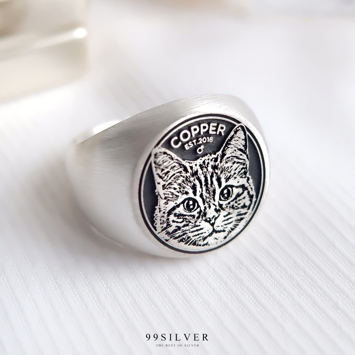 แหวนสัตว์เลี้ยง ที่นำเอาภาพสัตว์เลี้ยงของคุณมาแกะสลักบนหน้าแหวนแบบ 2D 