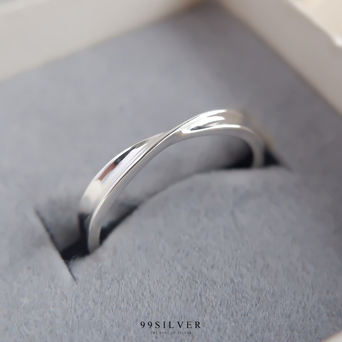 แหวนเงินตัวเรือนดีไซน์ให้เป็นแบบ infinity รักนิรันดร์ หน้าเรือน 3.5 มิลลิเมตร